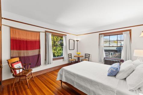 10 Quissett Avenue Falmouth MA 02543