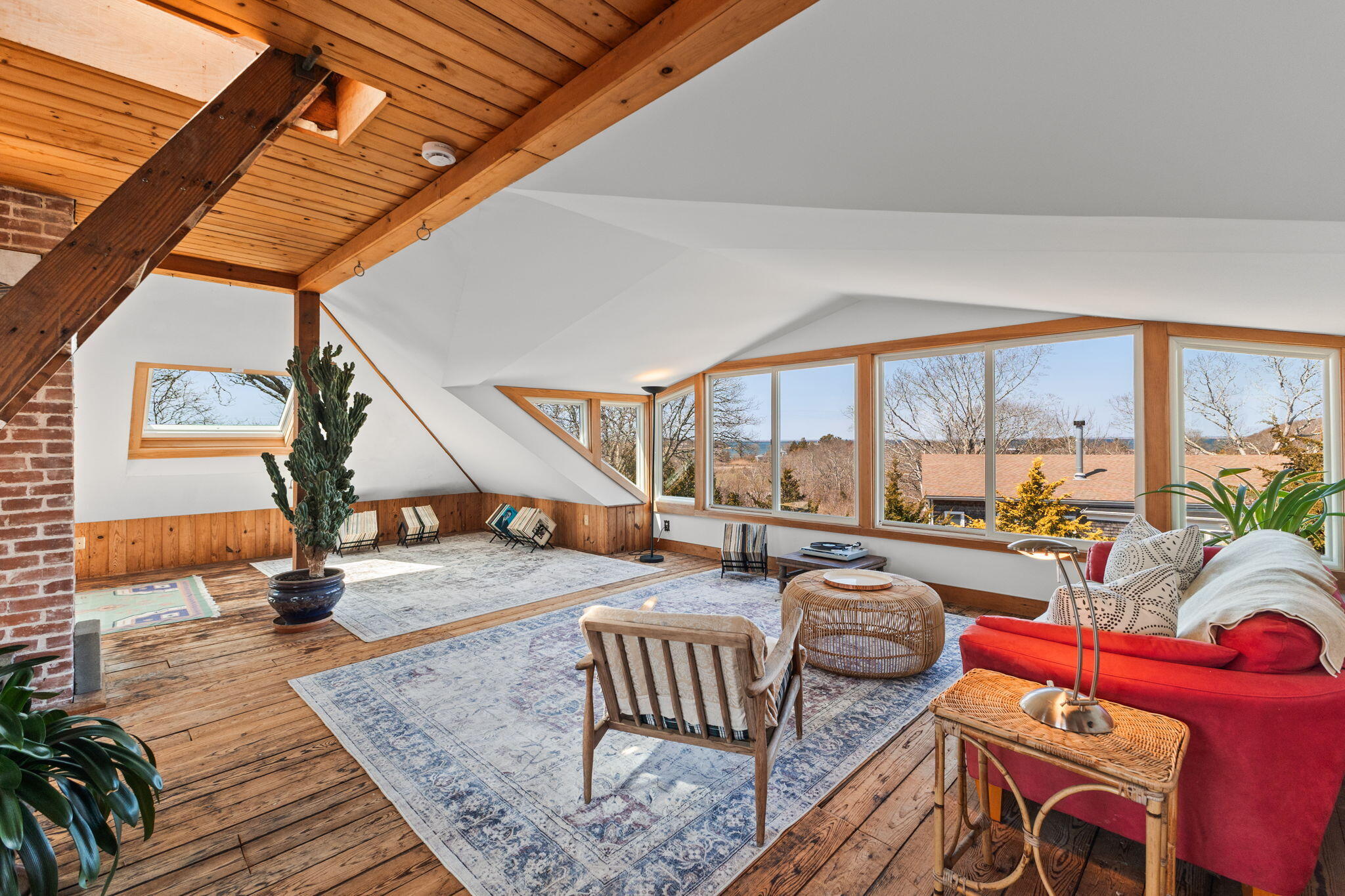 10 Quissett Avenue Falmouth MA 02543