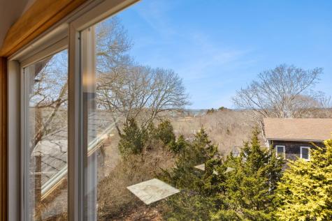 10 Quissett Avenue Falmouth MA 02543