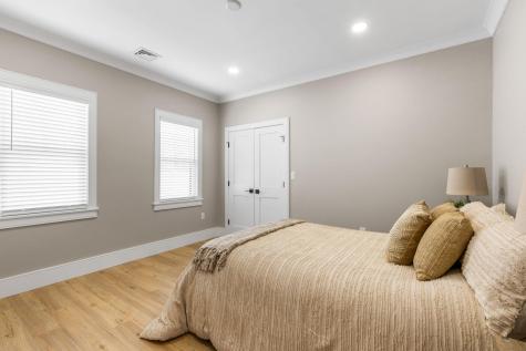17 Josiah Path Falmouth MA 02540