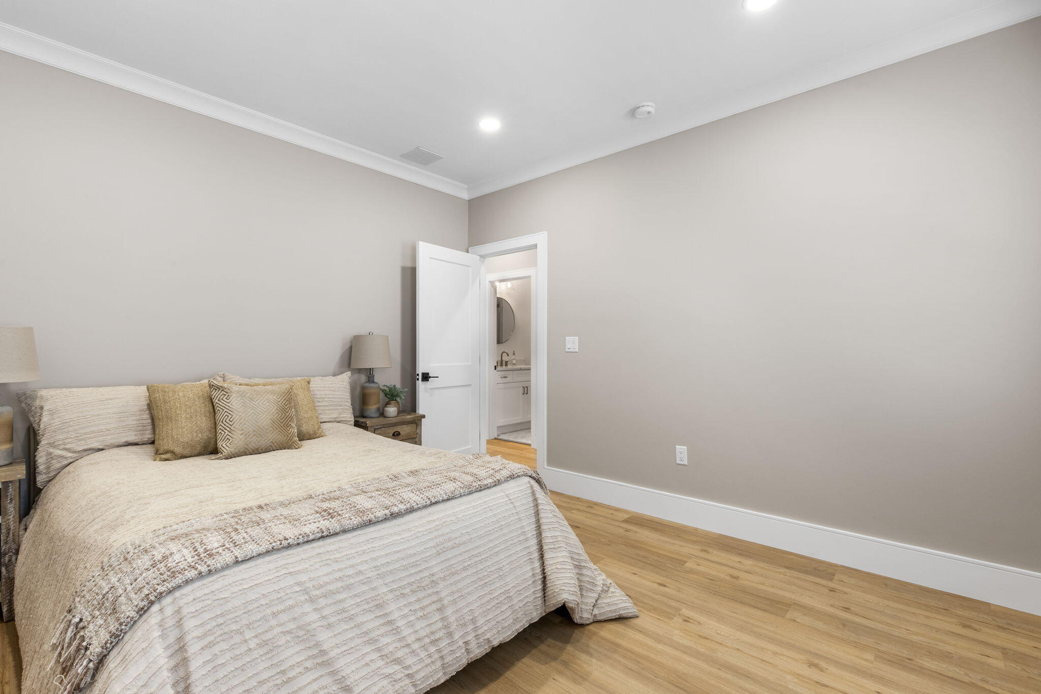 17 Josiah Path Falmouth MA 02540