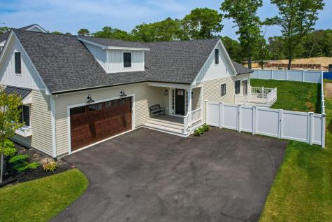 17 Josiah Path Falmouth MA 02540
