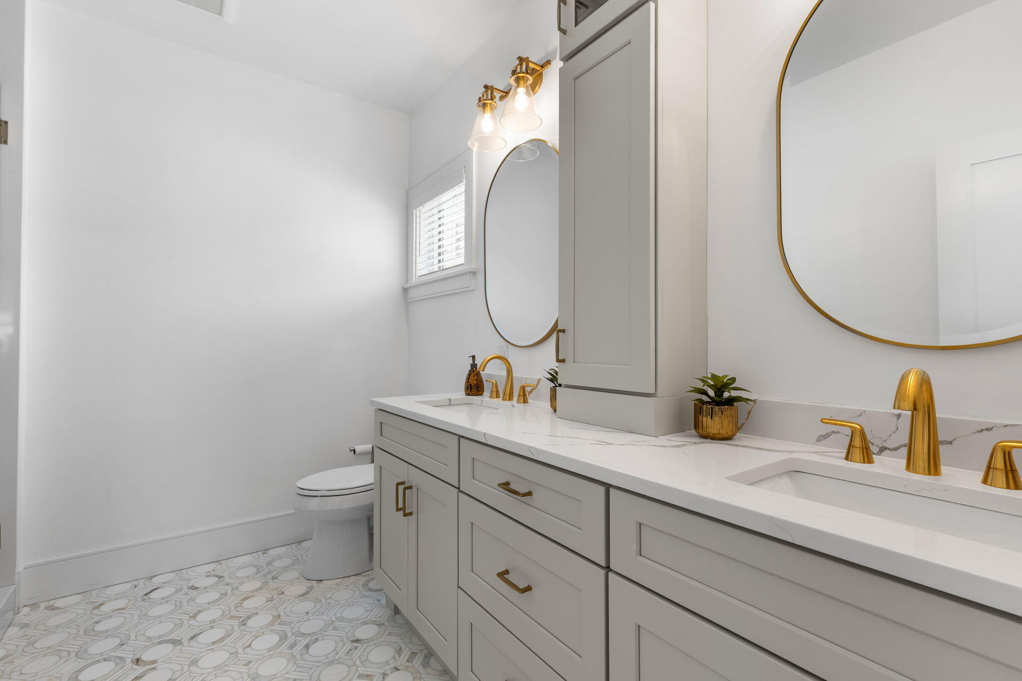 17 Josiah Path Falmouth MA 02540