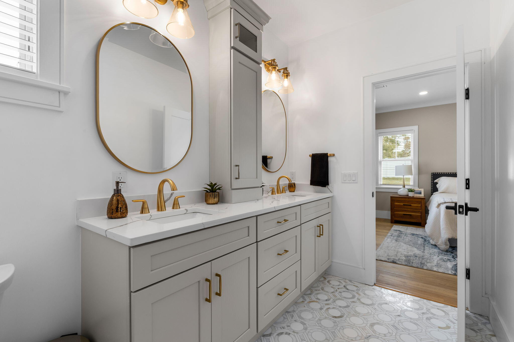 17 Josiah Path Falmouth MA 02540