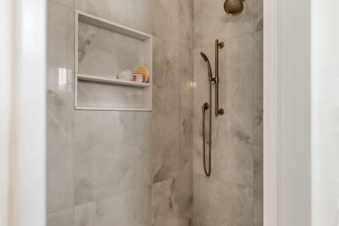 17 Josiah Path Falmouth MA 02540