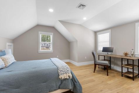 17 Josiah Path Falmouth MA 02540