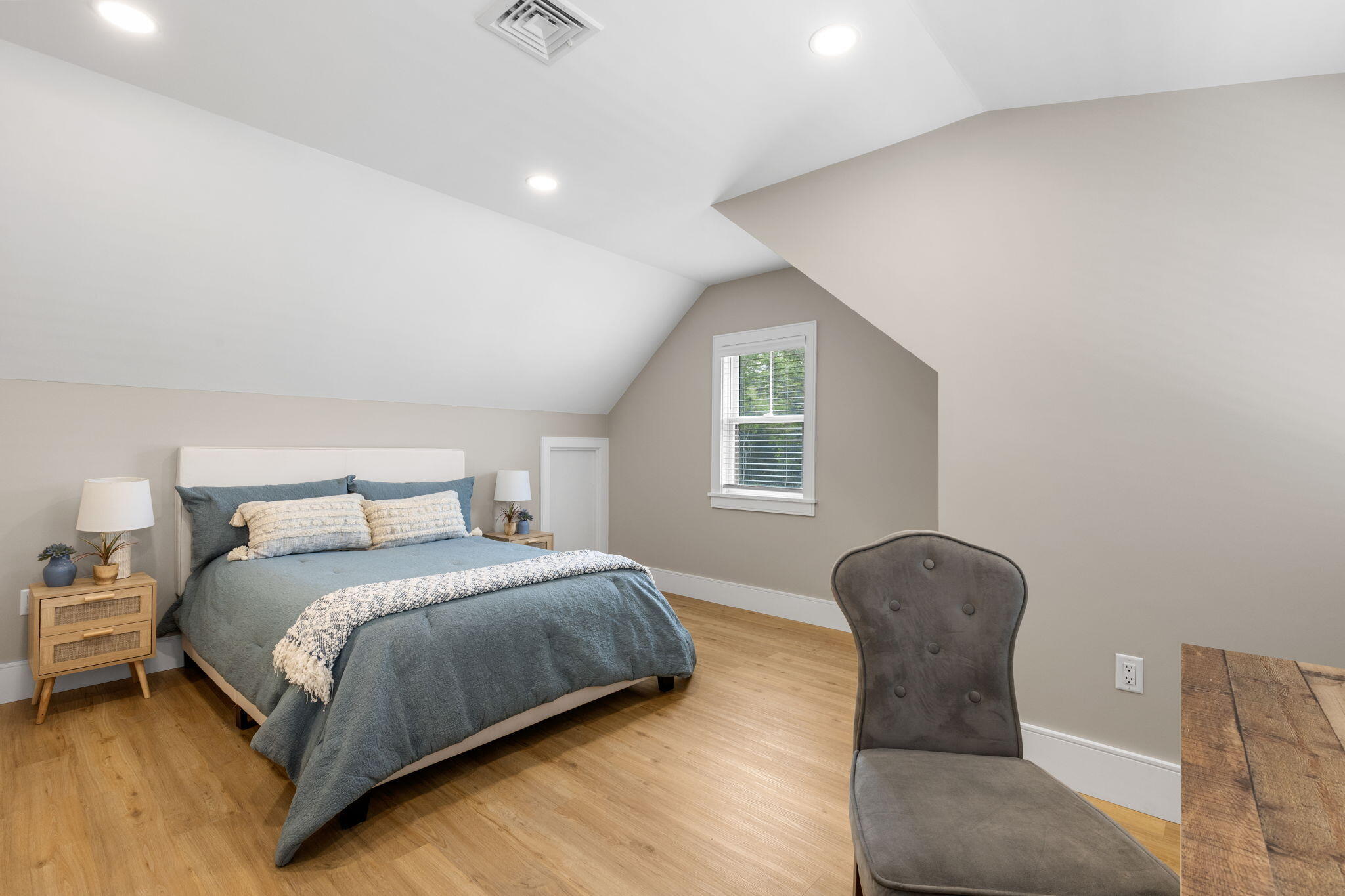 17 Josiah Path Falmouth MA 02540
