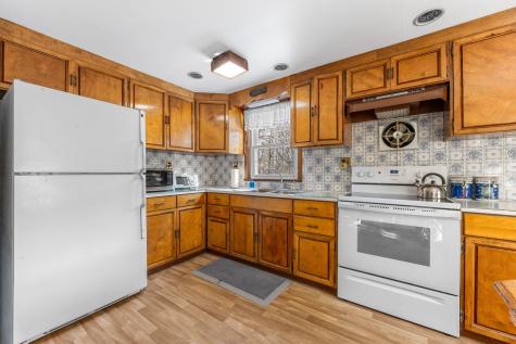 35 Wendys Way Harwich MA 02645