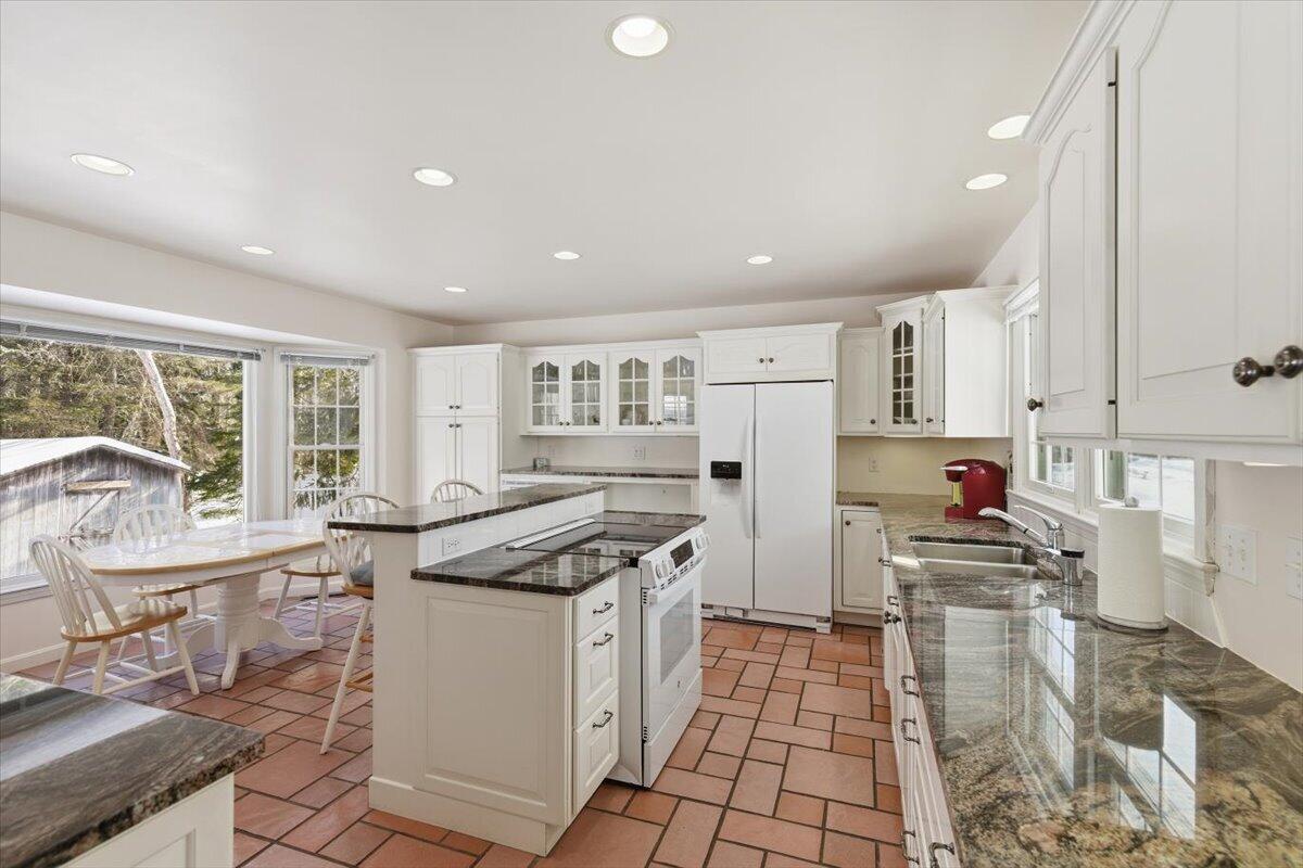 32 Niagara Lane West Yarmouth MA 02673