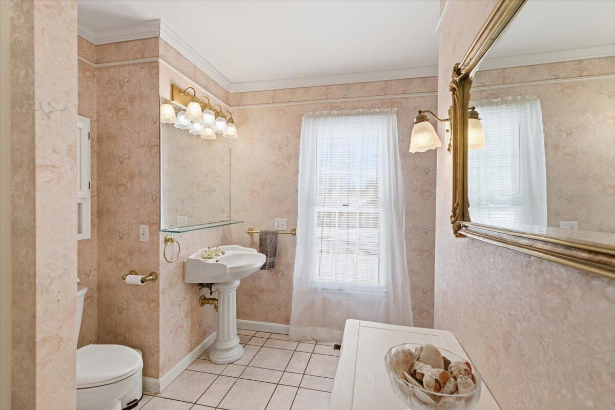 32 Niagara Lane West Yarmouth MA 02673