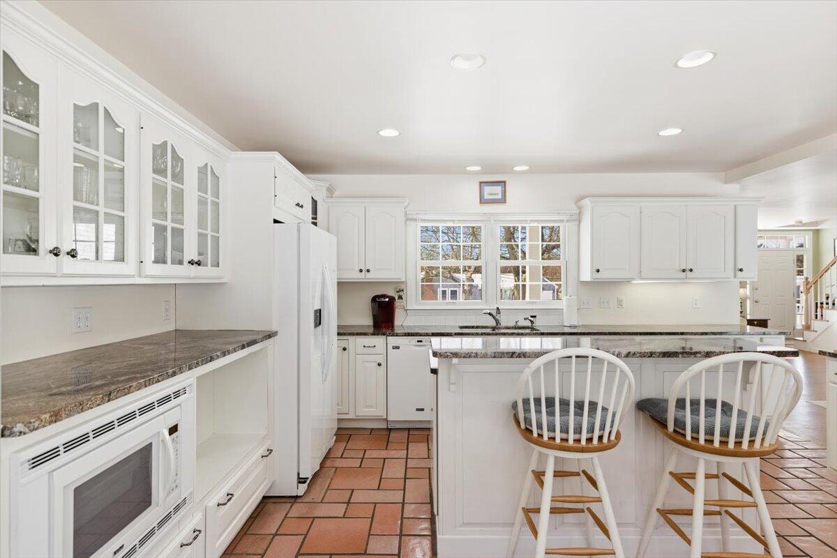 32 Niagara Lane Yarmouth MA 02673