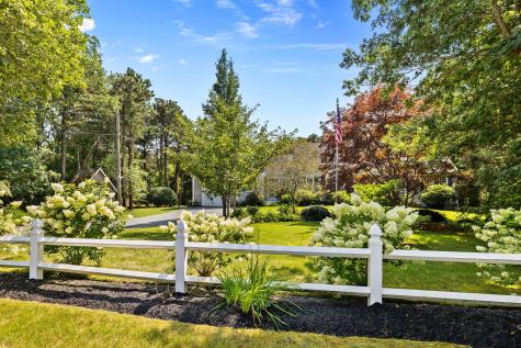 11 Barnes Lane West Yarmouth MA 02673