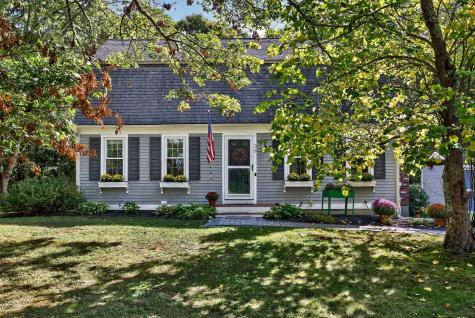 38 Old Colony Drive Mashpee MA 02649