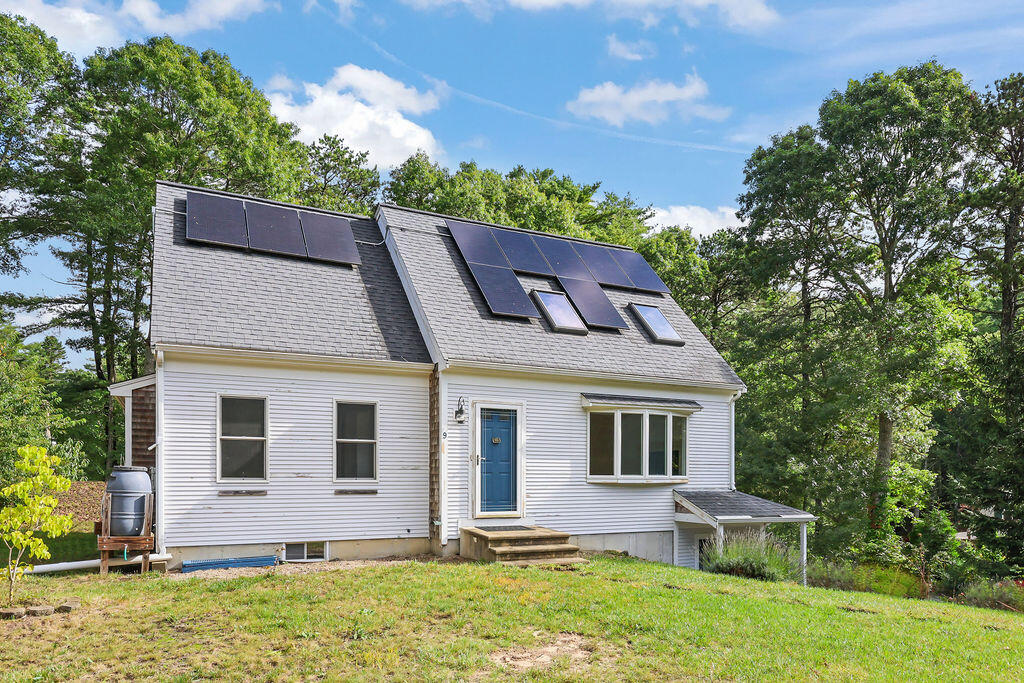 9 Beachwood Road Bourne MA 02532