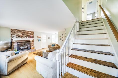 98 Ebenezer Lane Brewster MA 02631