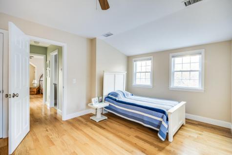 98 Ebenezer Lane Brewster MA 02631