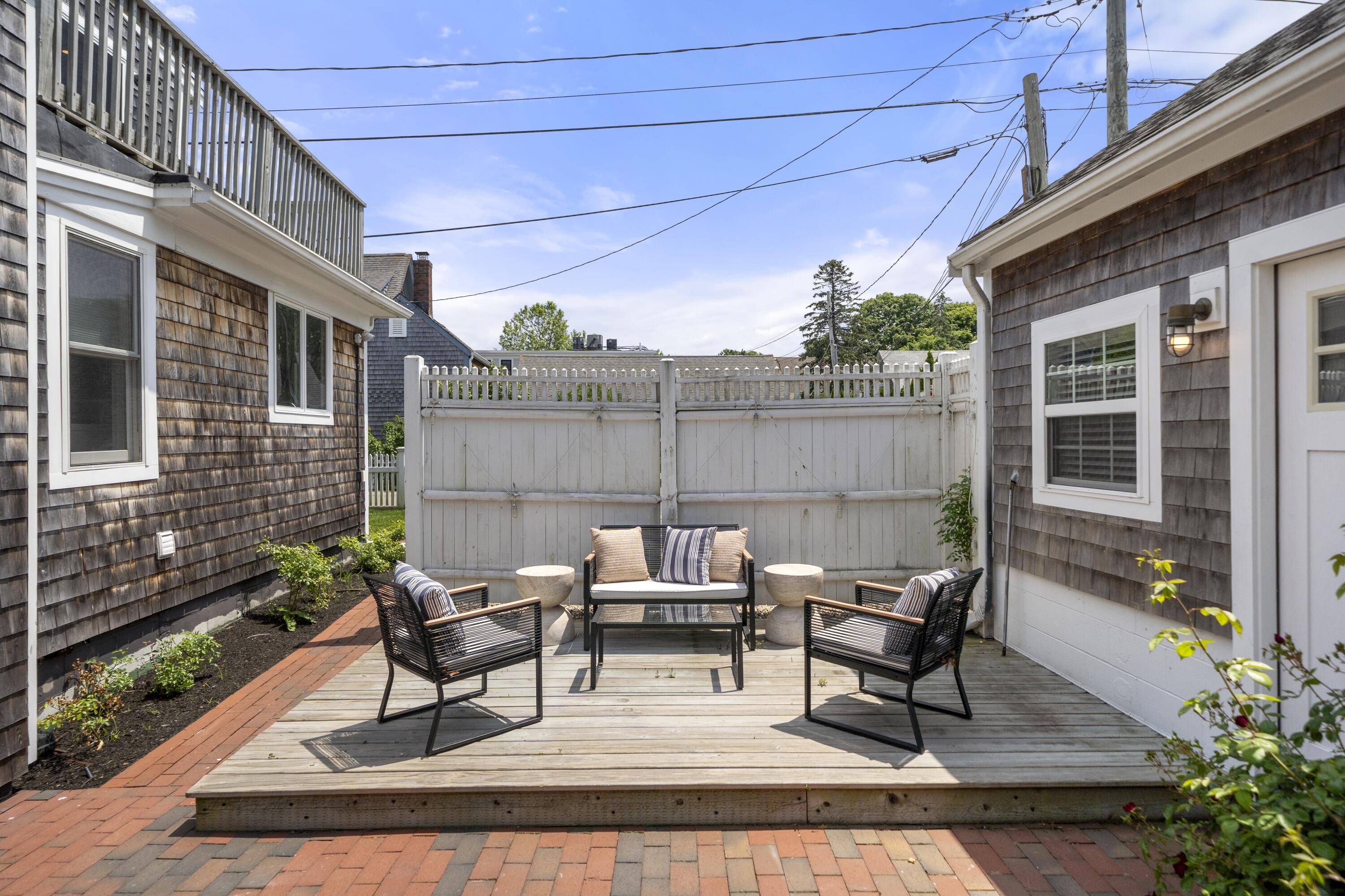 44 Pleasant Street Provincetown MA 02657