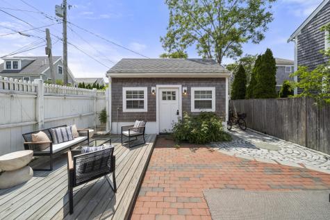 44 Pleasant Street Provincetown MA 02657