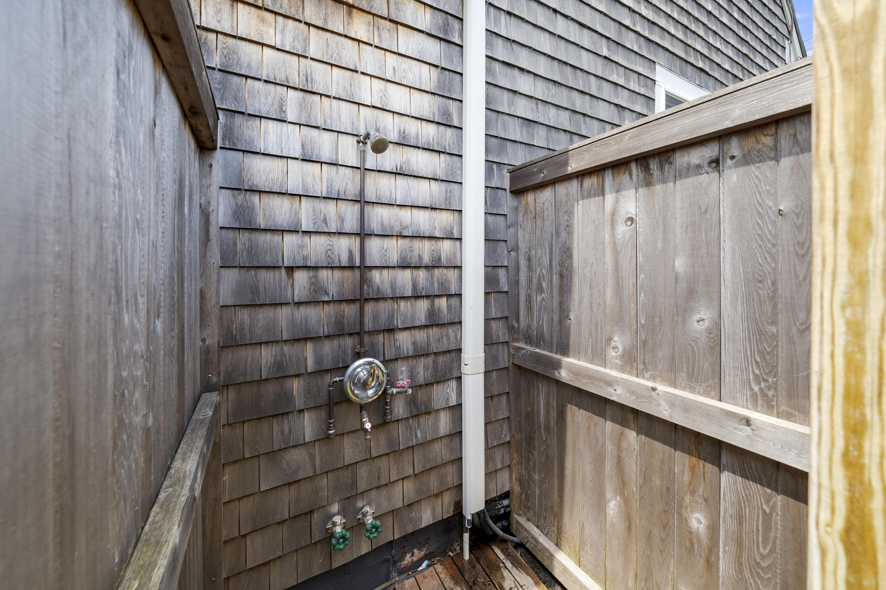 44 Pleasant Street Provincetown MA 02657