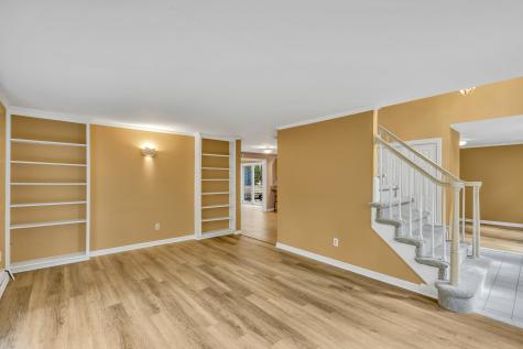 92 Brentwood Drive Yarmouth MA 02675