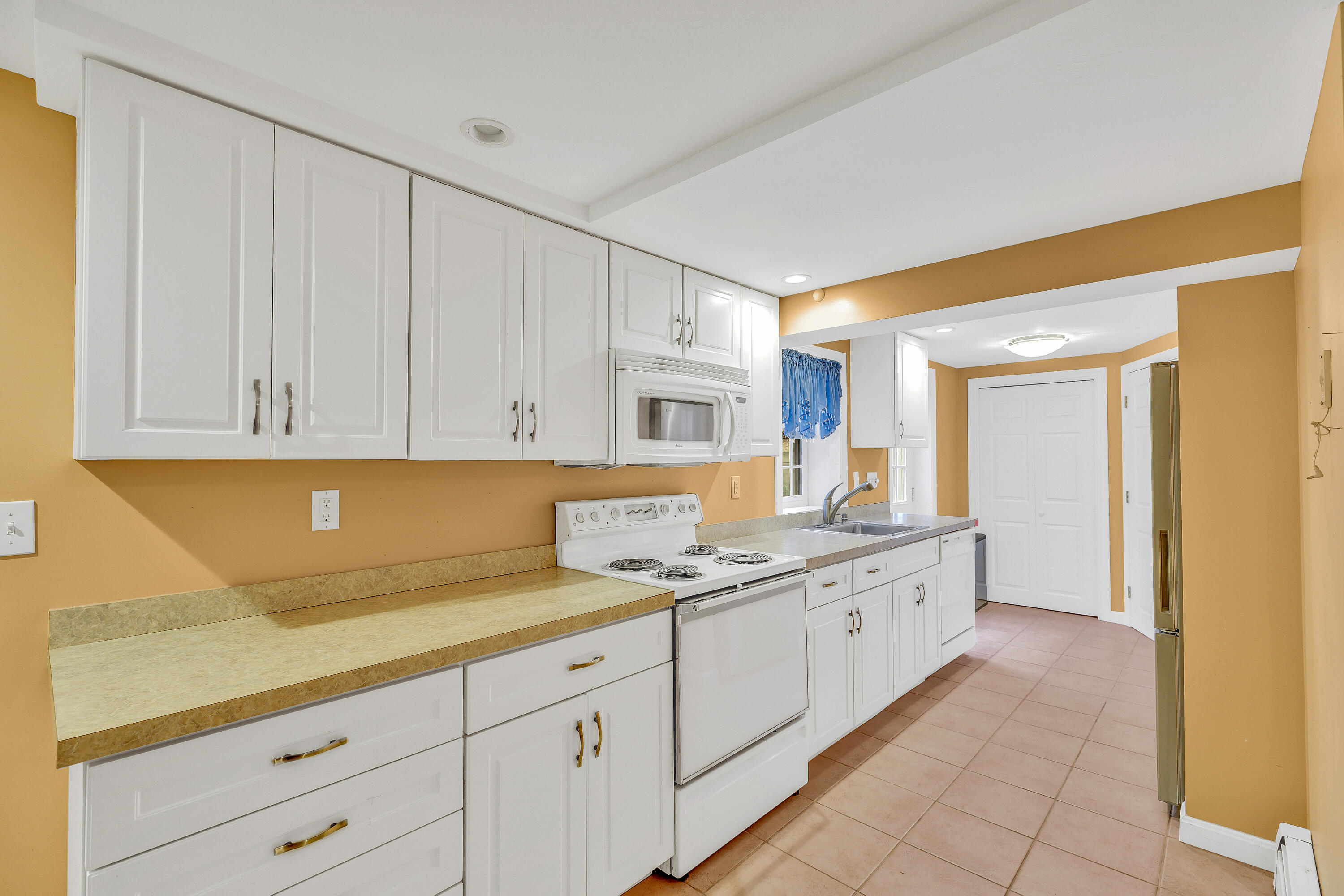 92 Brentwood Lane Yarmouth MA 02675