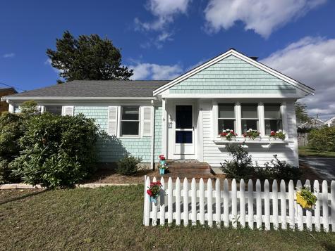 19 Standish Way Dennis MA 02639