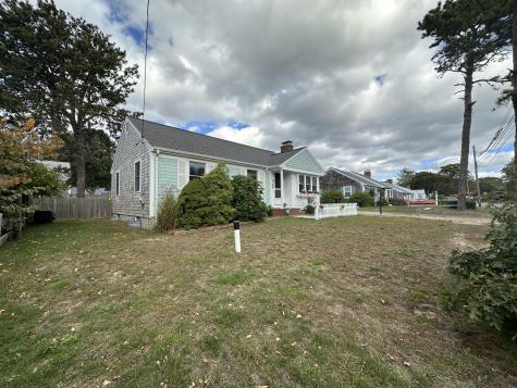 19 Standish Way Dennis MA 02639