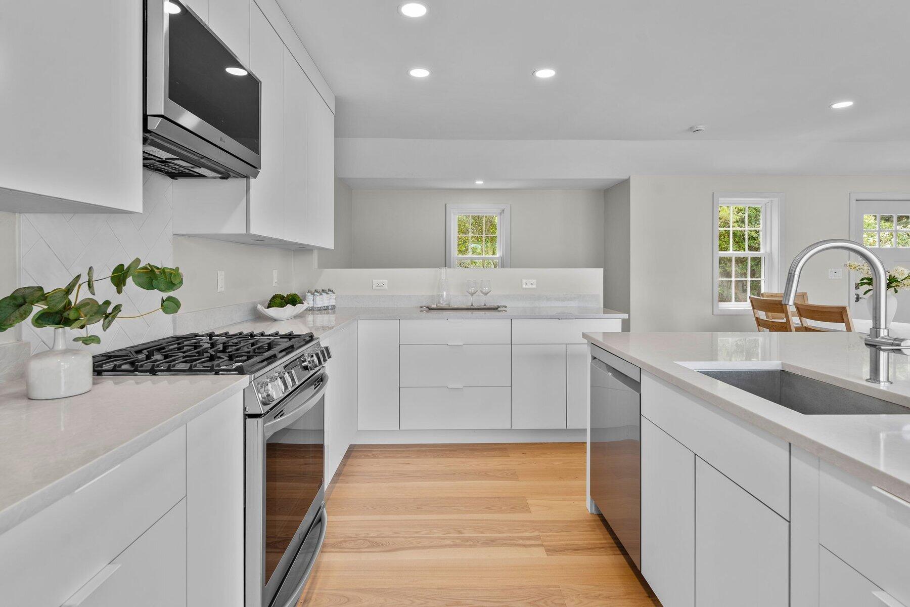 162 Main Street Osterville MA 02655