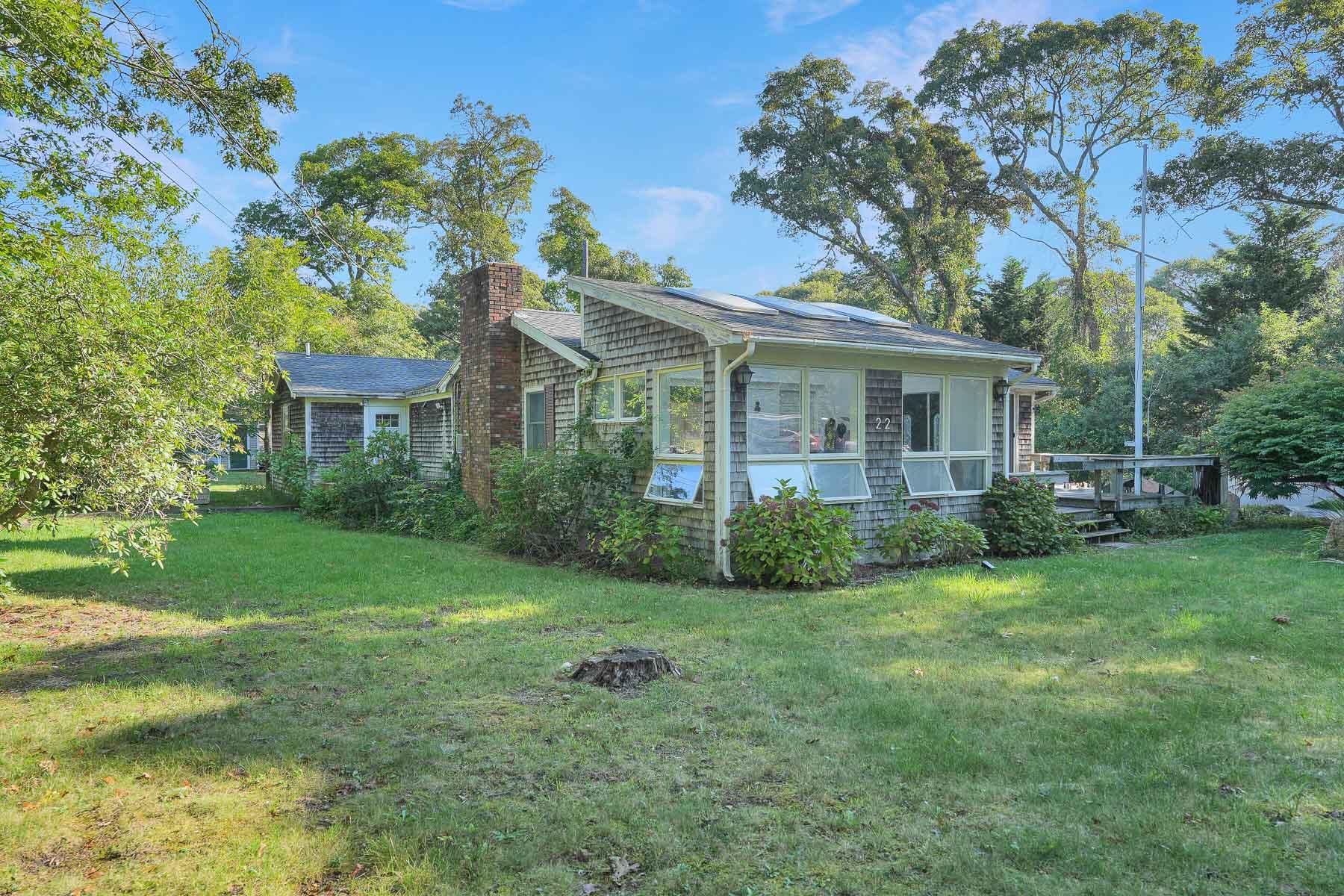 22 Oklahoma Avenue Vineyard Haven MA 02568