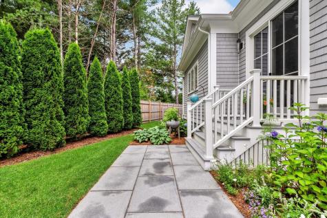 14 Willow Circle Mashpee MA 02649