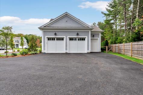 14 Willow Circle Mashpee MA 02649