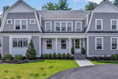 14 Willow Circle Mashpee MA 02649