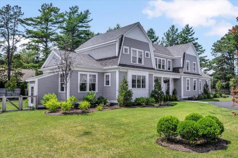 14 Willow Circle Mashpee MA 02649