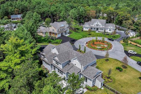 14 Willow Circle Mashpee MA 02649