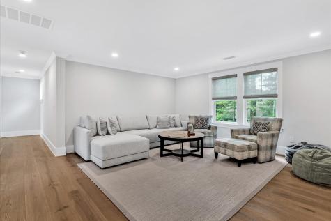 14 Willow Circle Mashpee MA 02649