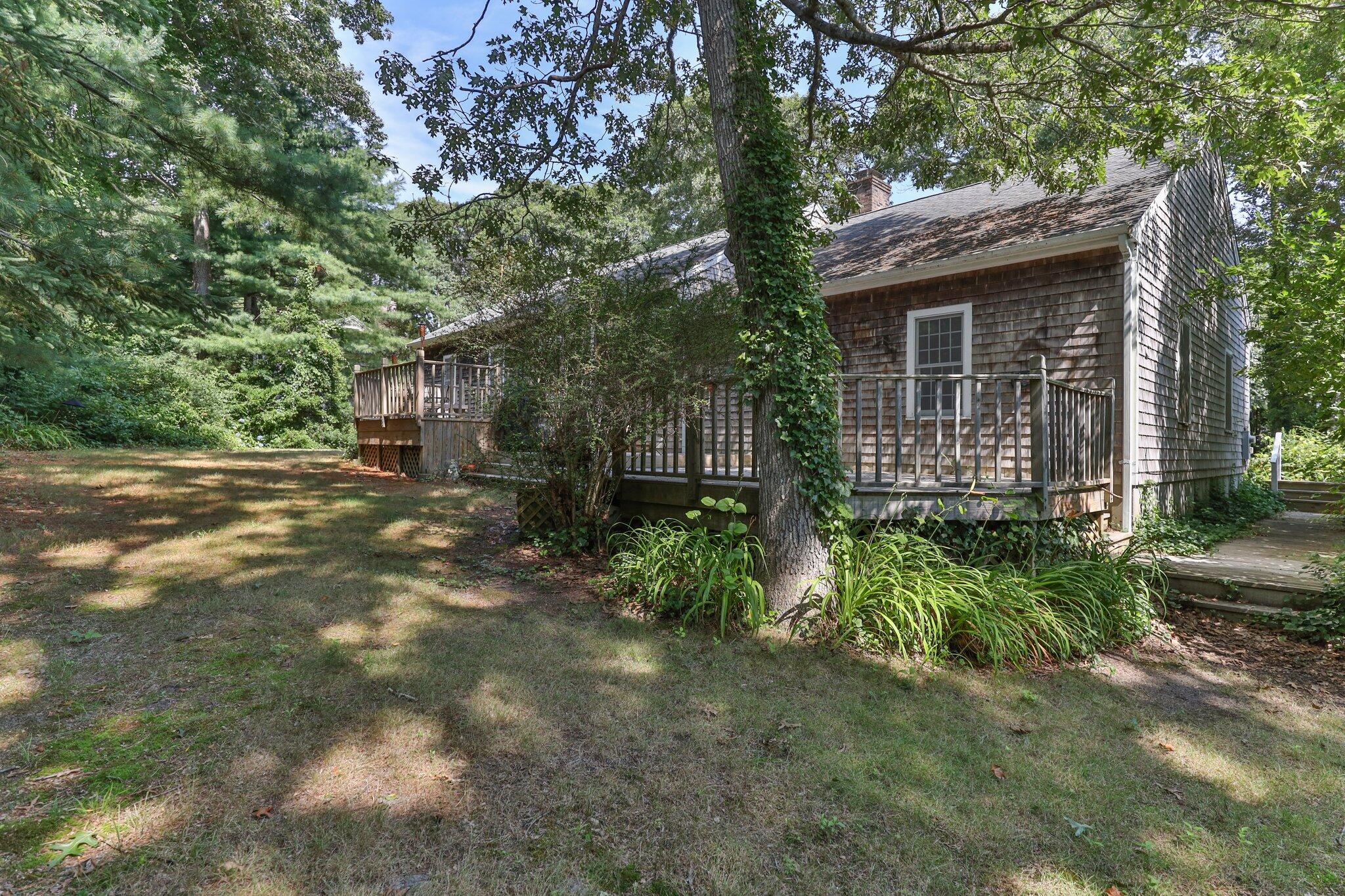 33 Ellis Circle Yarmouth Port MA 02675