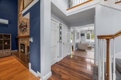 4 Knob Lane Bourne MA 02532