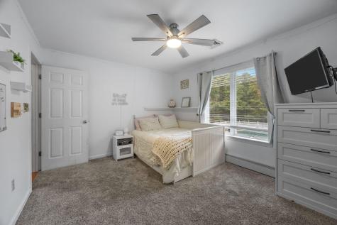 4 Knob Lane Bourne MA 02532