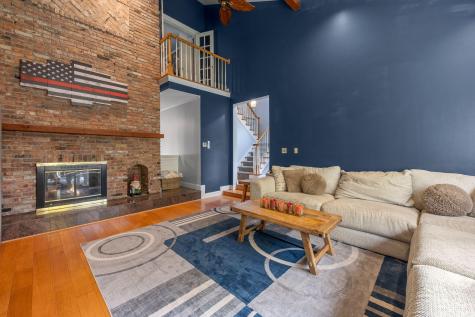 4 Knob Lane Bourne MA 02532