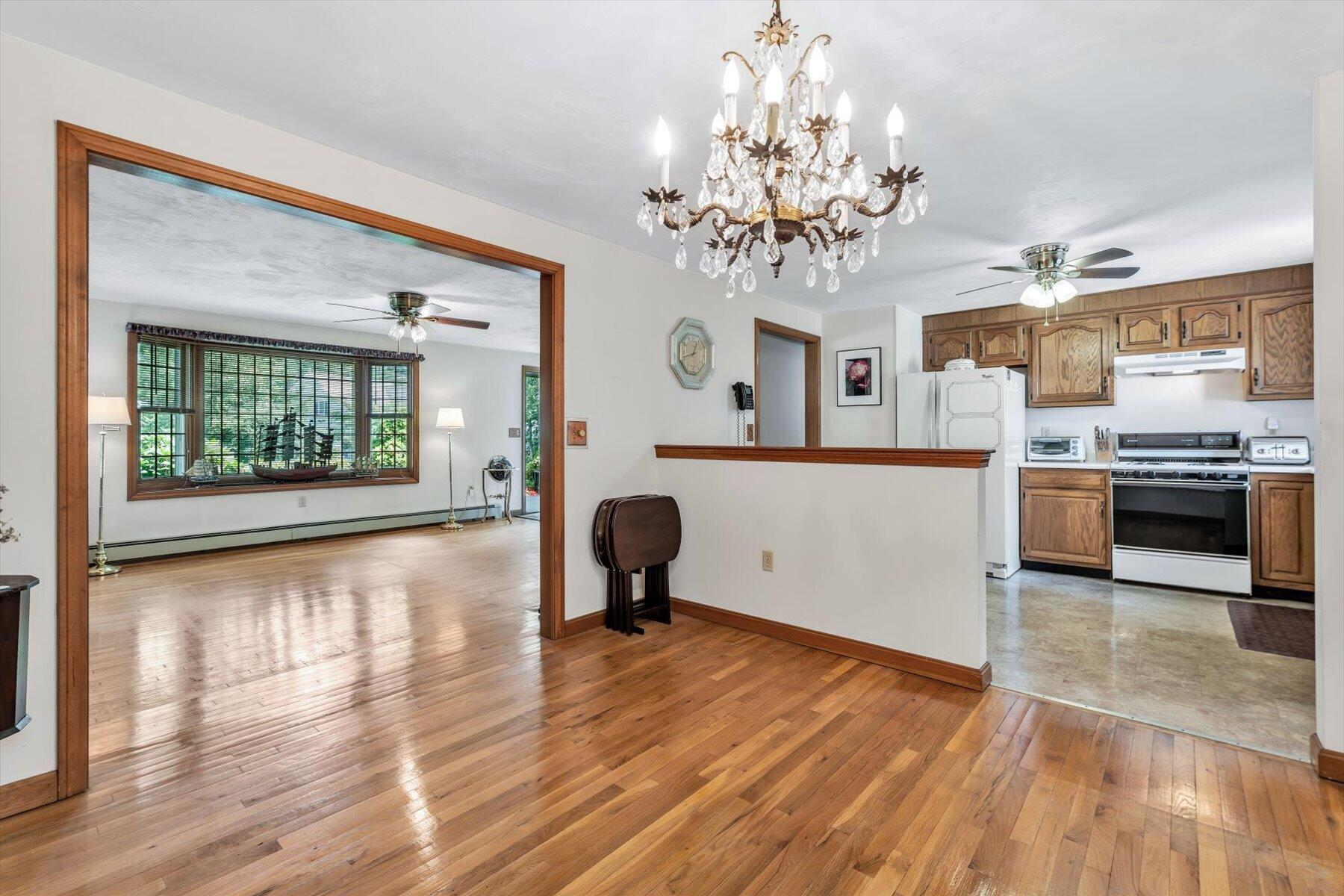 25 Wiley Post Lane East Falmouth MA 02536