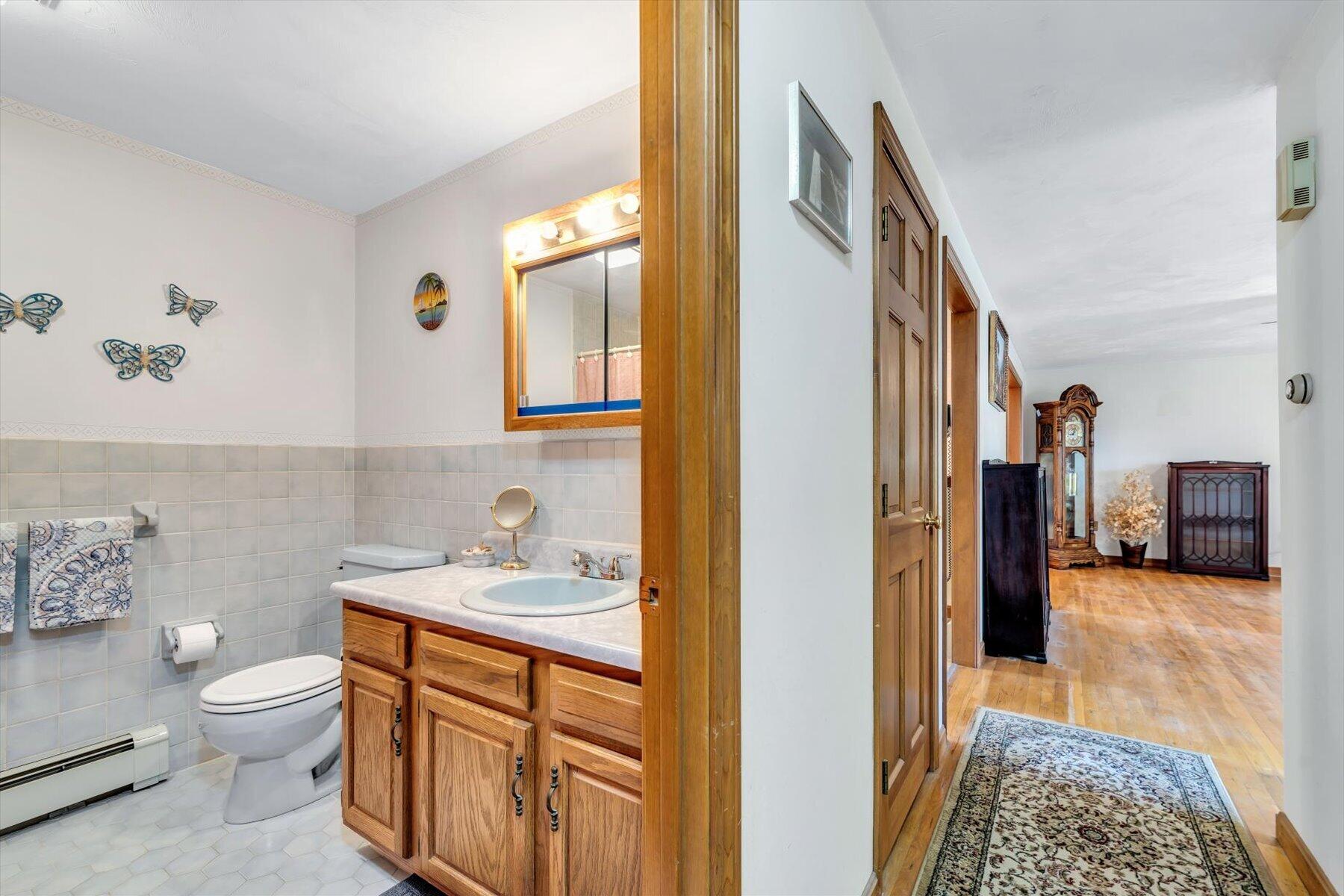 25 Wiley Post Lane East Falmouth MA 02536