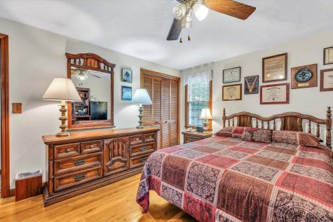 25 Wiley Post Lane East Falmouth MA 02536