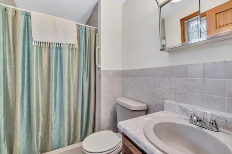 25 Wiley Post Lane East Falmouth MA 02536
