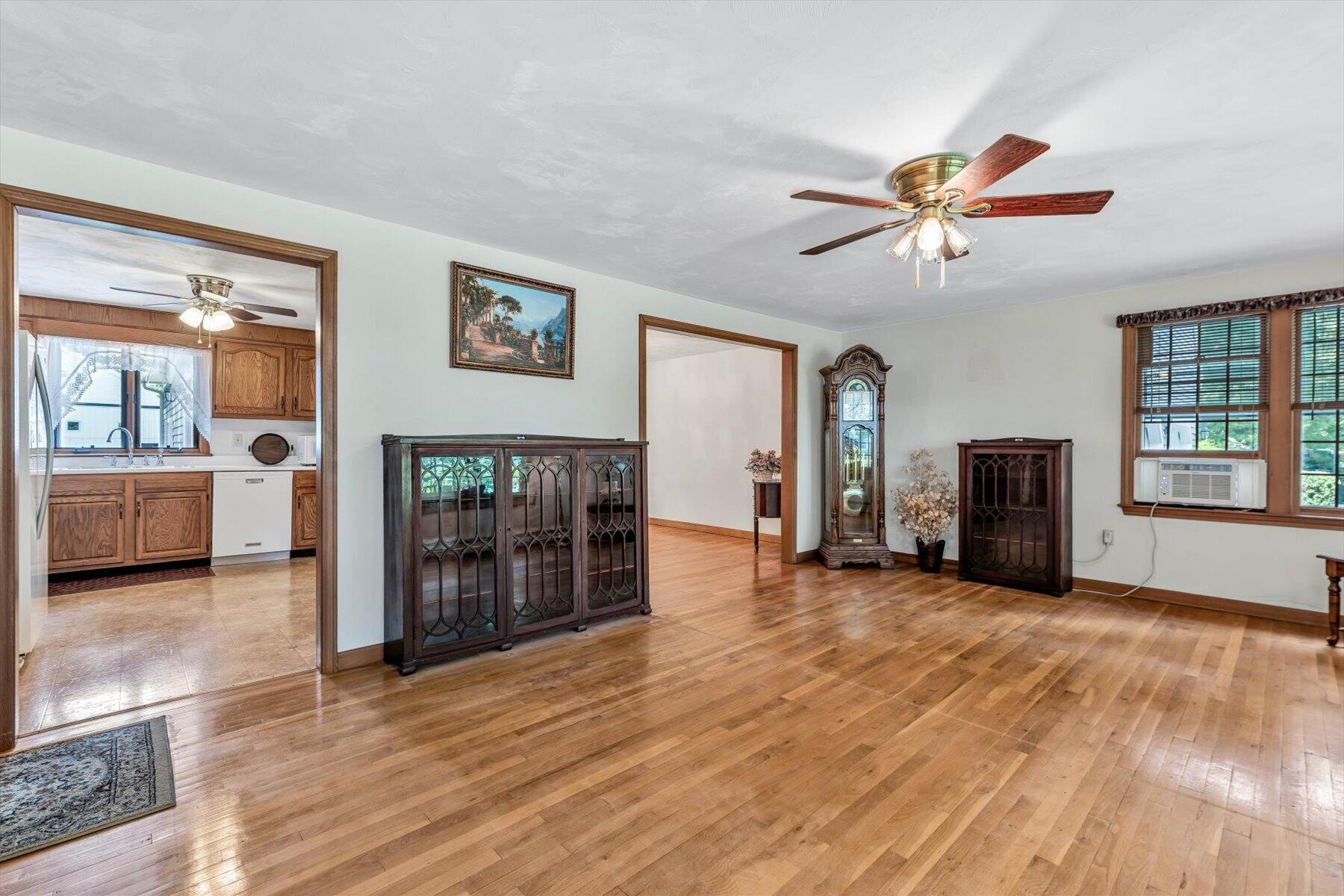 25 Wiley Post Lane East Falmouth MA 02536