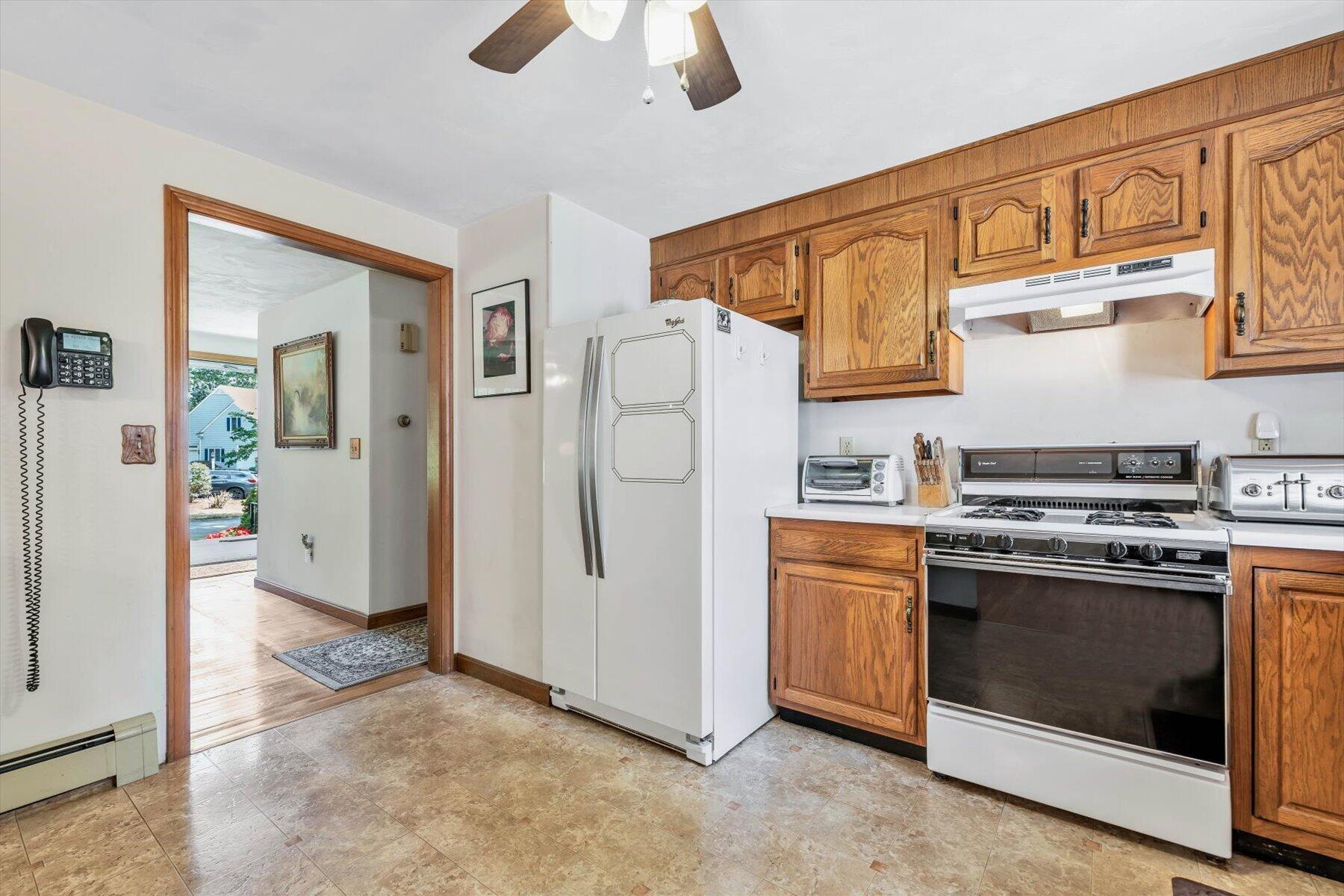 25 Wiley Post Lane East Falmouth MA 02536