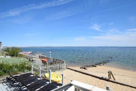 657 Commercial Street Provincetown MA 02657