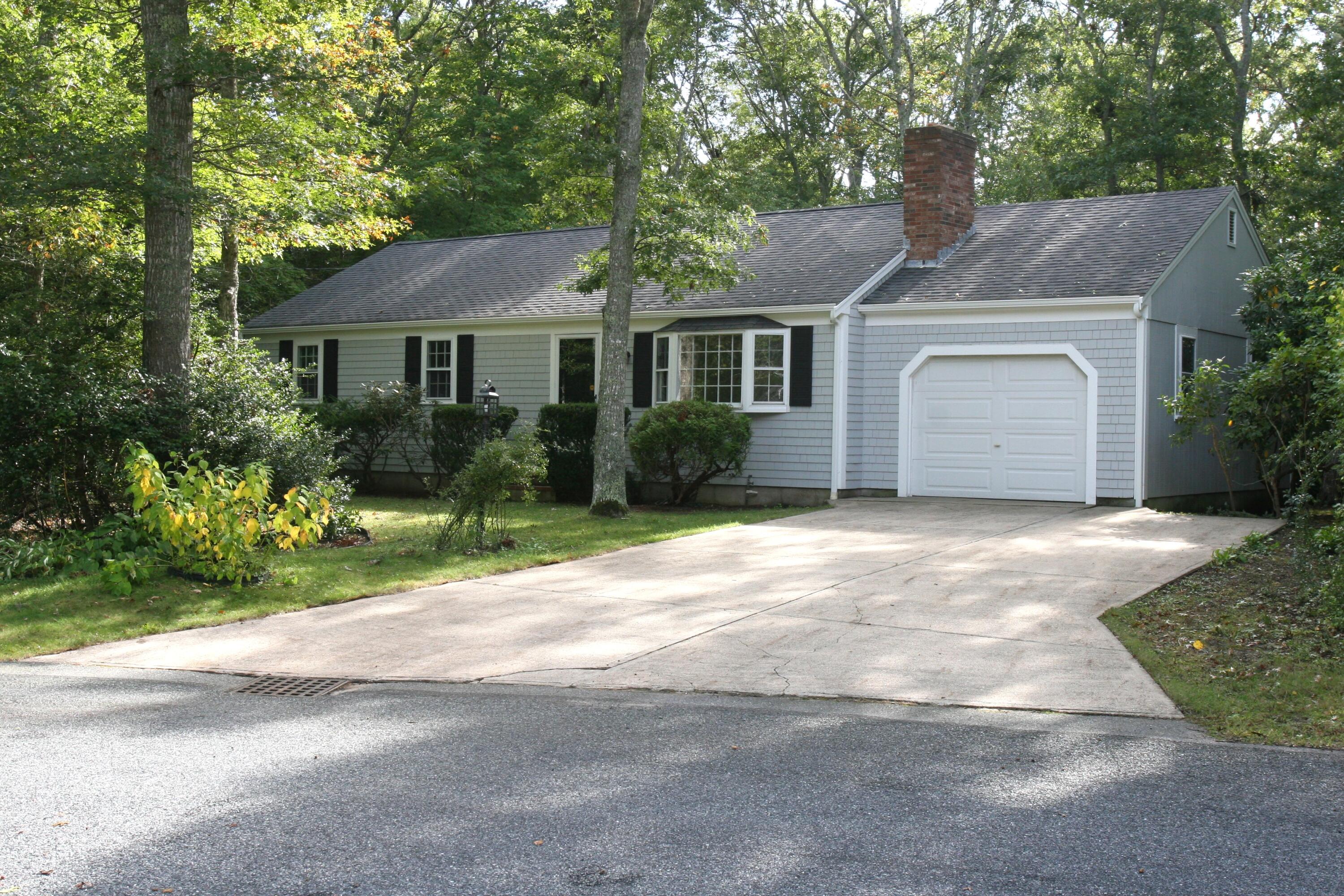 19 Oriole Lane Marstons Mills MA 02648