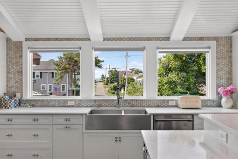 33 Harbor View Road Harwich MA 02646
