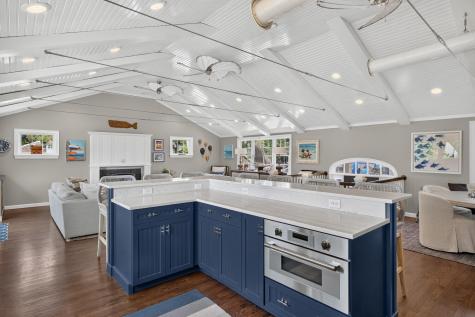 33 Harbor View Road Harwich MA 02646