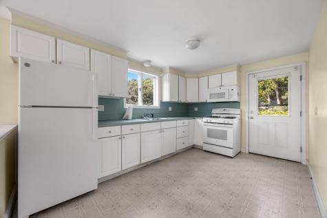 196 Bradford Street MA 02657